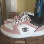 Buty sportowe damskie