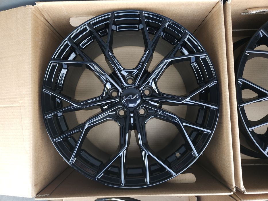 KIA 18 " Nowe 5x114,3 XCeed Sportage Proceed Sorento Ceed Felgi Czarne