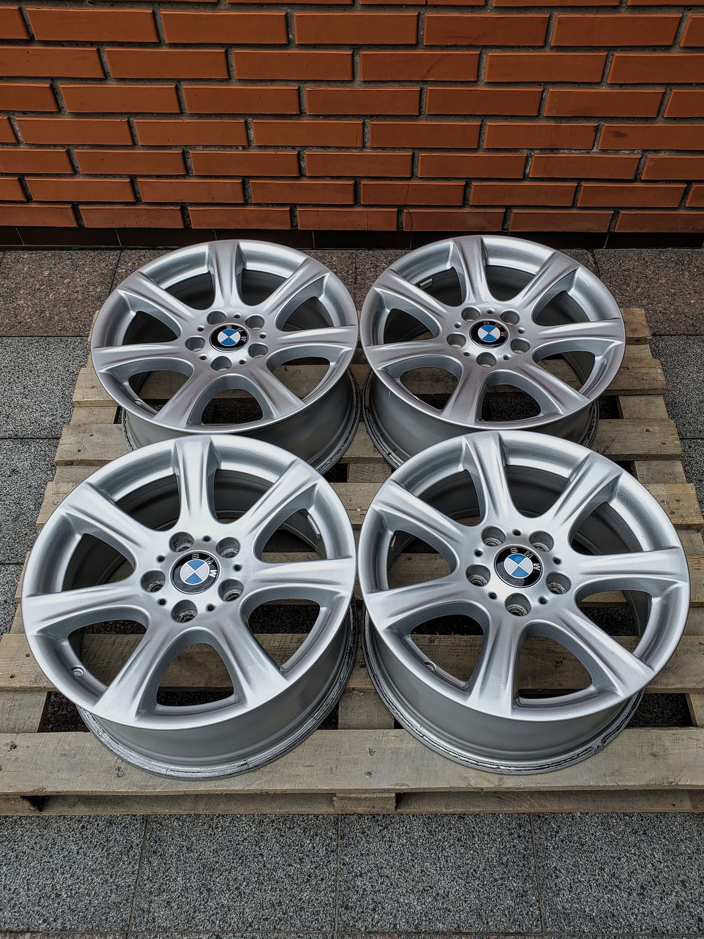 Диски R17 5x120 BMW | 8J ET34 ЦО72.6 | Original | 394 Style | 3er Gen