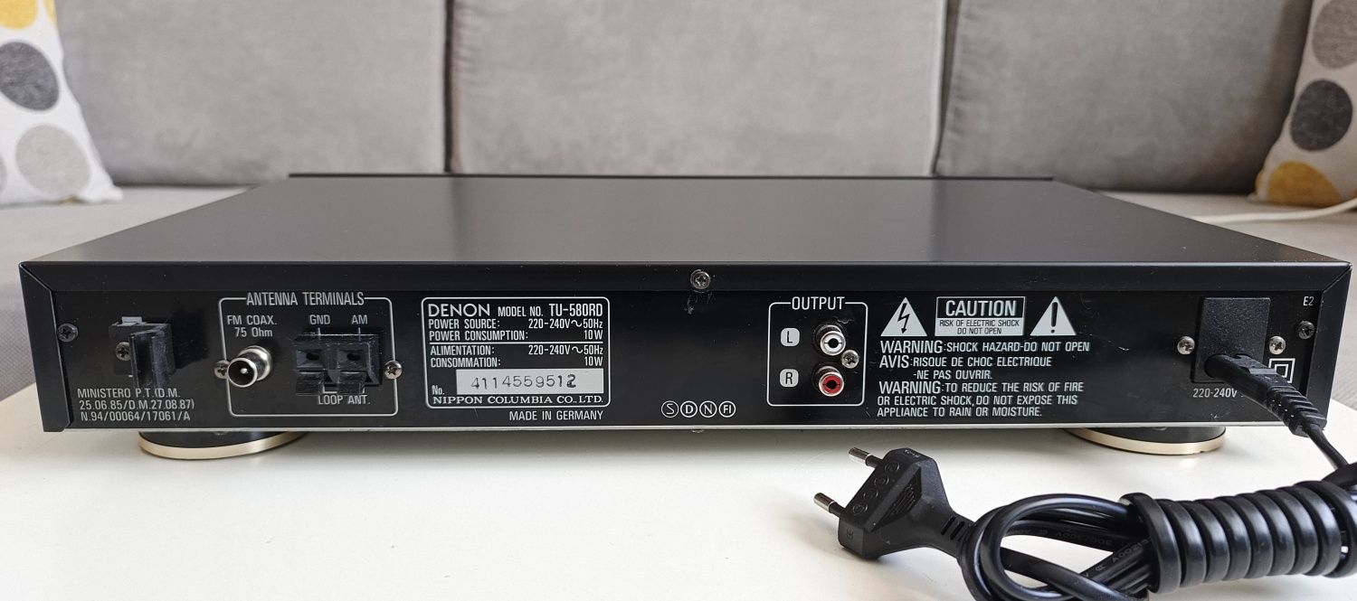 DENON TU-580RD tuner cyfrowy stereo hi-fi z RDS. Wysoki model.