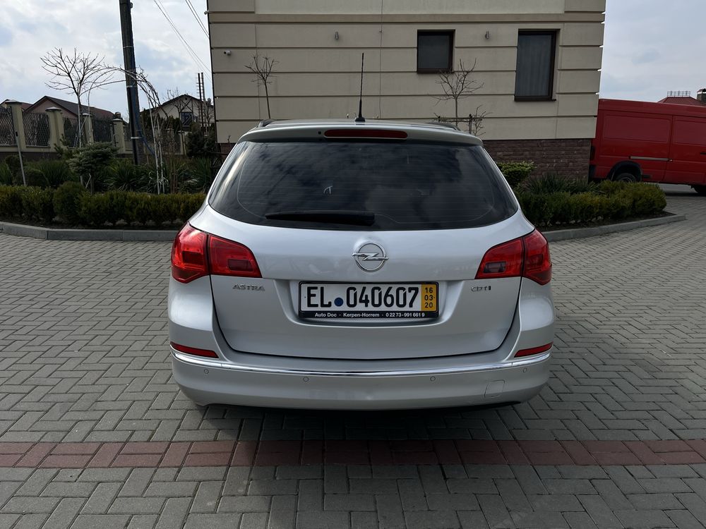 Opel Astra J, 2014 рік, 1.7 cdti