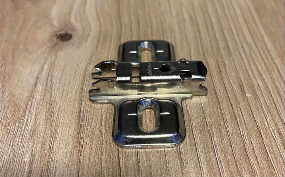 Prowadnik Blum zwykły.