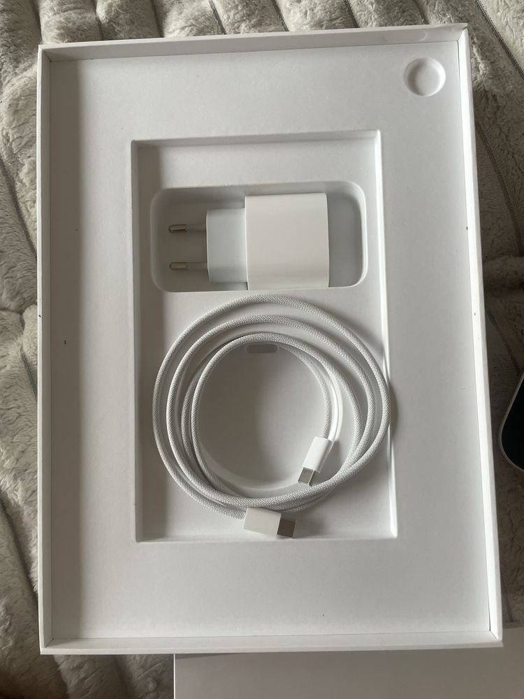 Ipad 10.09 2022 silver