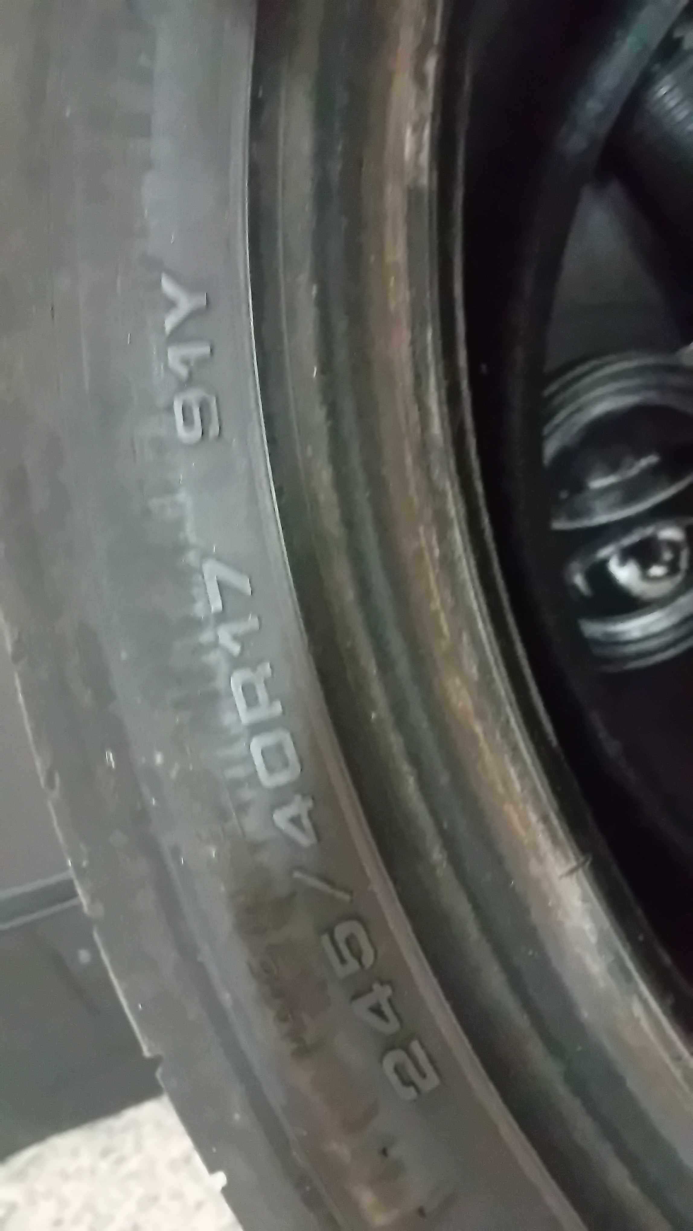 Pneus Goodyear como novos