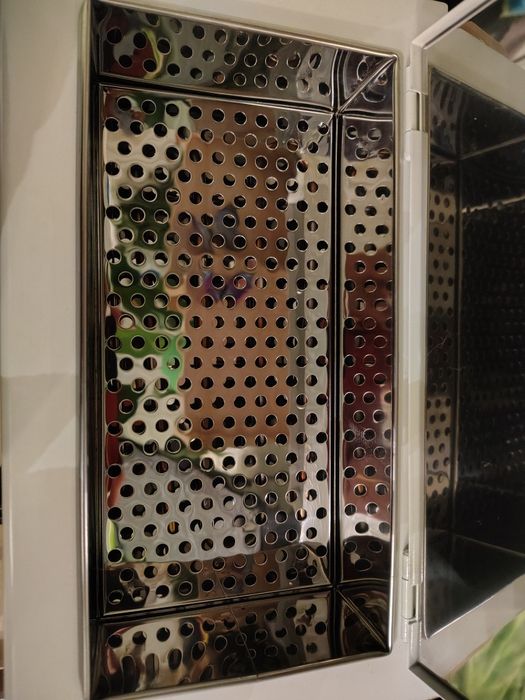 Сухожаровий шкаф