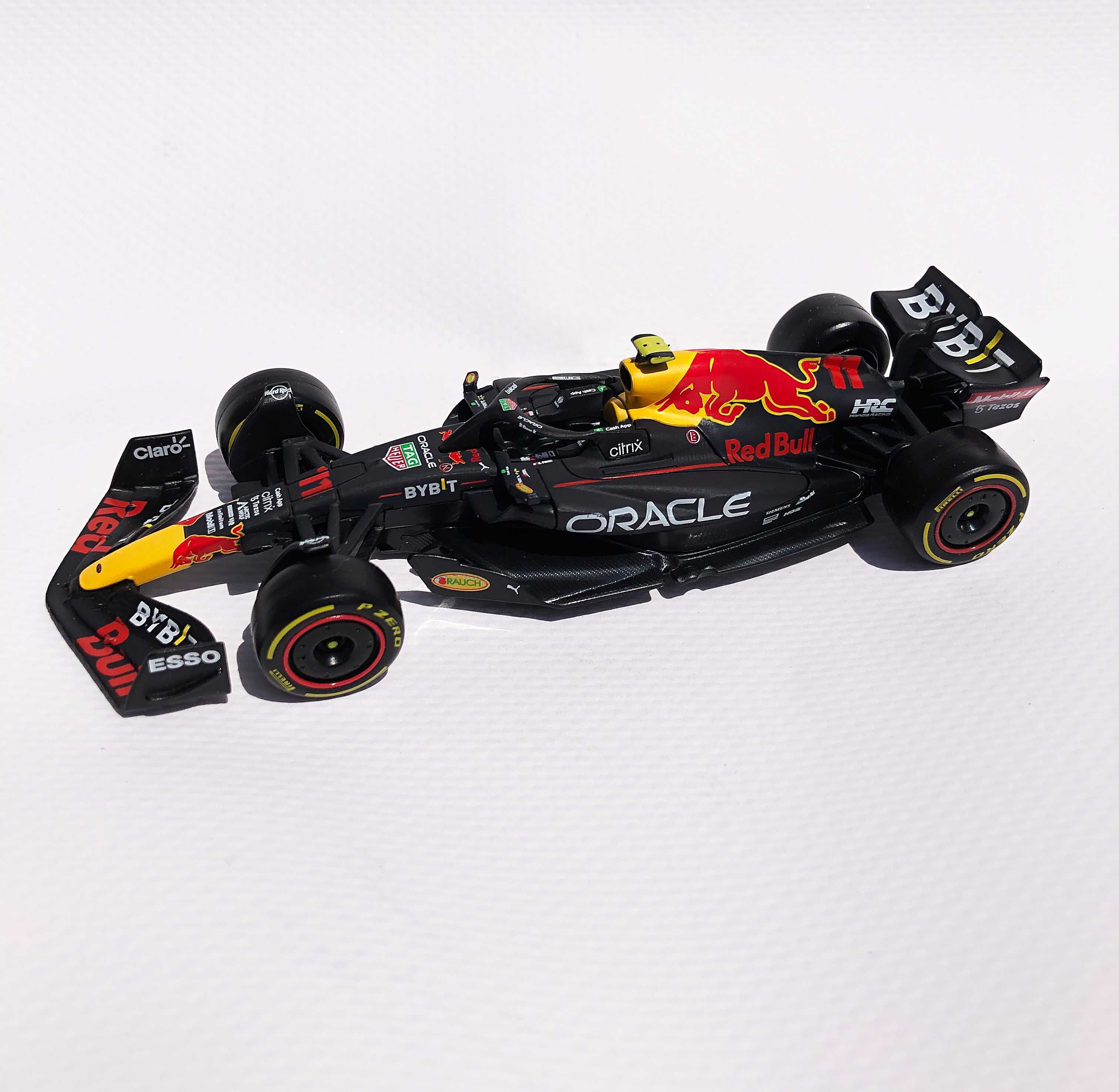 Машинка F1 Formula 1 болид модель 1:43 RB18 игрушка машина іграшка