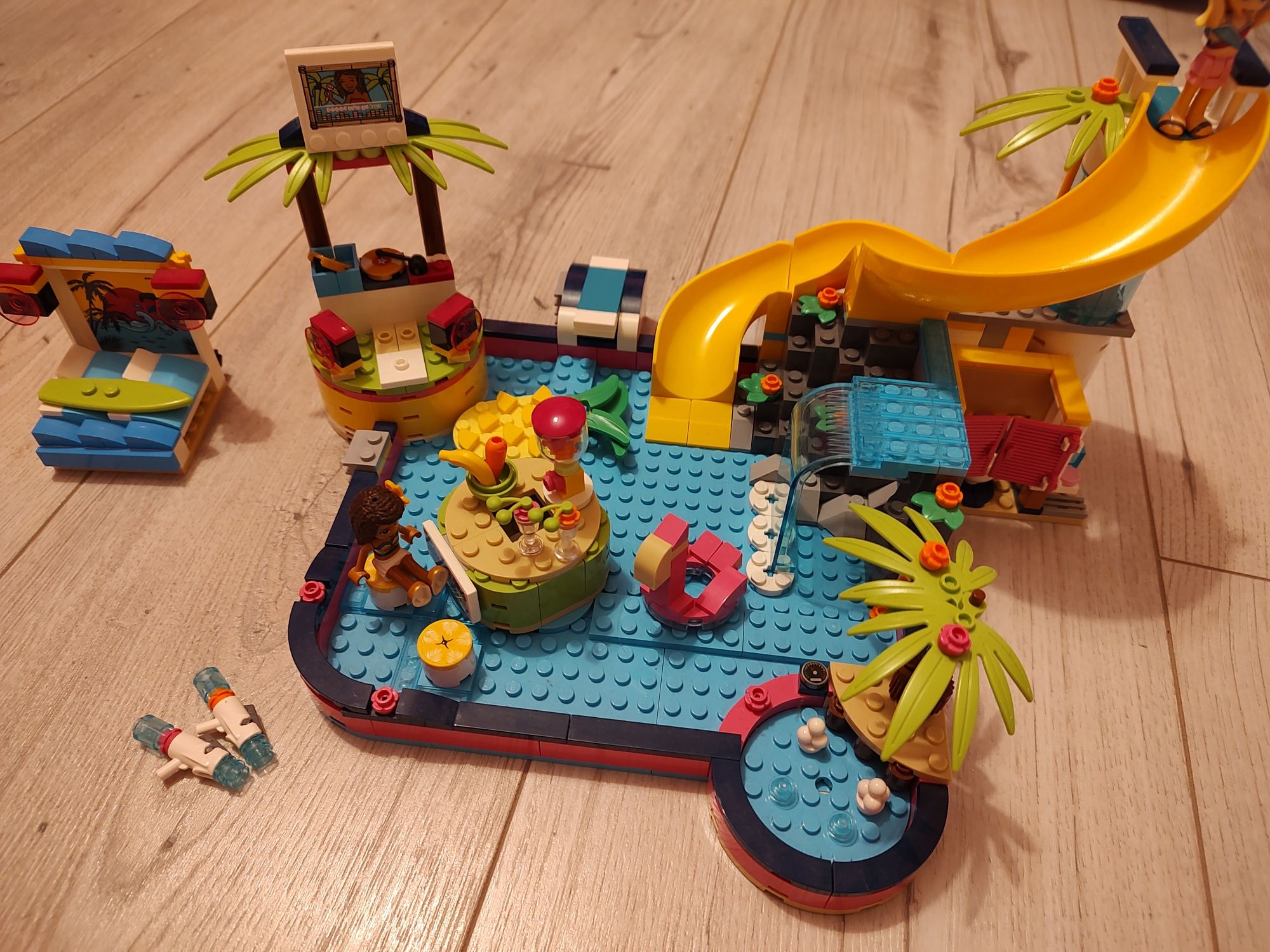 LEGO Friends 41374 Impreza Andrei na basenie 468 elementów używane