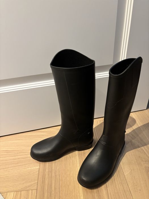 Buty do jazdy konnej dlugie.