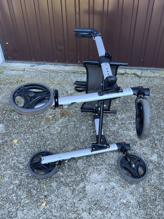 Sprzedam lekki aluminiowy chodzik/pchacz: firmy ROLLATOR