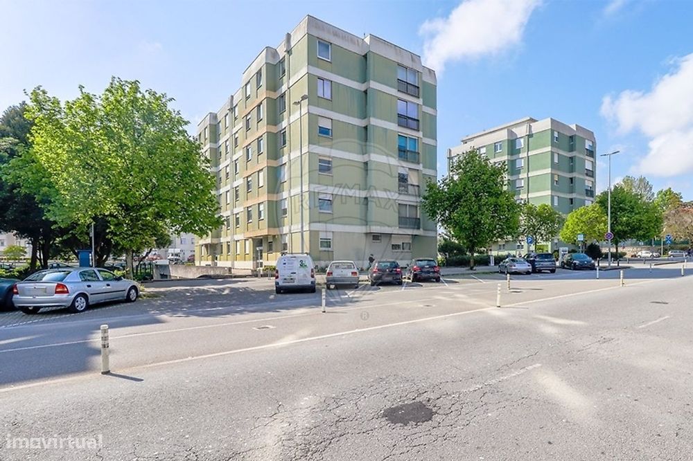 Apartamento T4 para venda