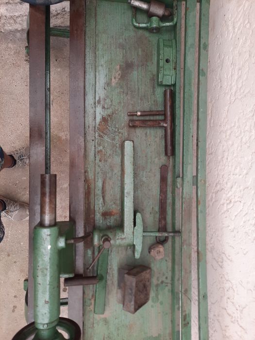 Torno repuxar monofasico