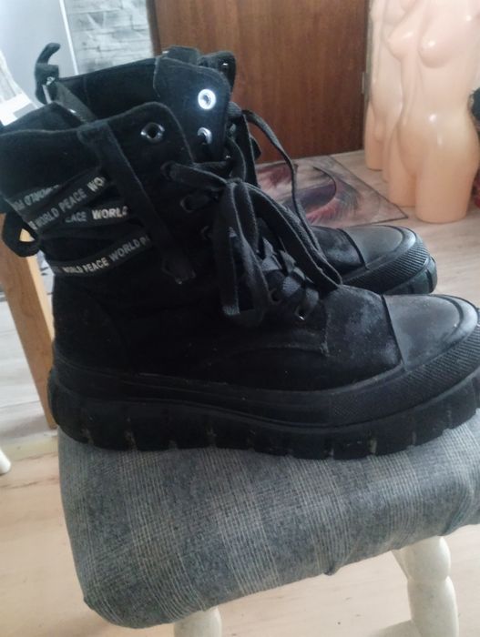 Trampki ocieplane wysokie za kostkę botki trapery