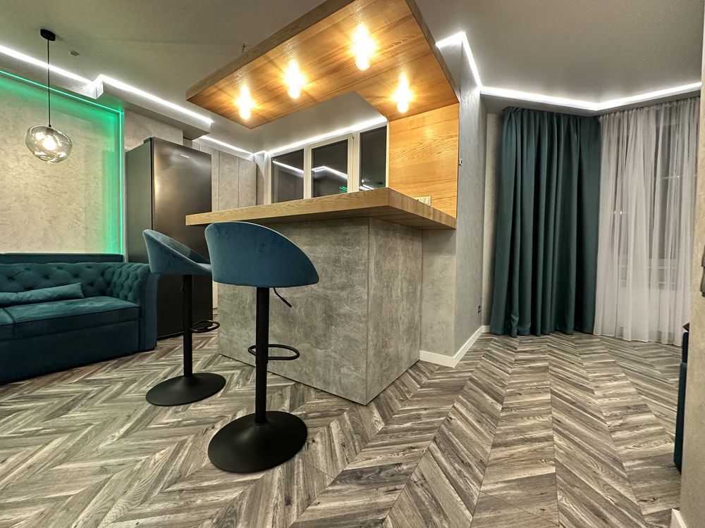 Здам квартиру подобово студія з дизайнерським ремонтом біля метро. 1 Здам квартиру подобово студія з дизайнерським ремонтом біля метро