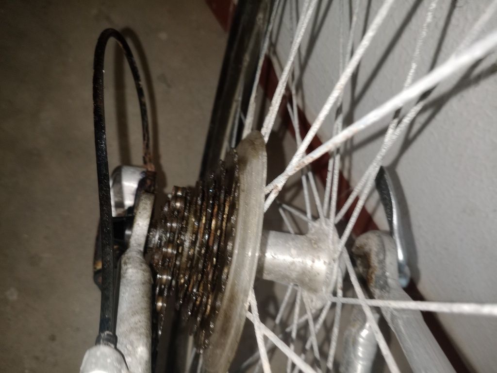 Bicicleta roda 26 85€ de alumínio reforçado tudo a funcionar na perfei