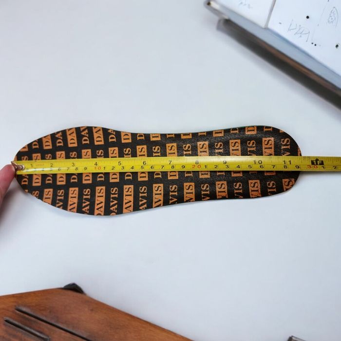 Продам полуботинки/кеды/кроссовки Davis нубук