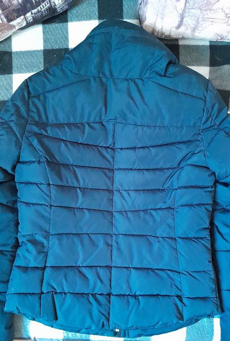 Тёплая куртка на девочку