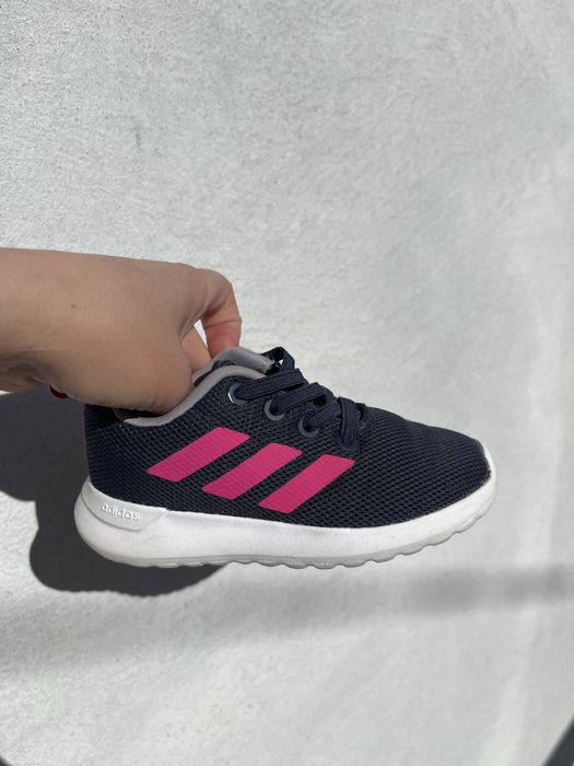 Кросівки adidas 23 розмір