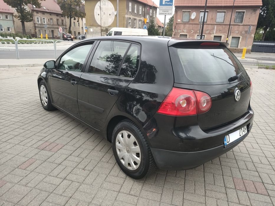 Volkswagen Golf V 1.4 benzyna 2005r klimatronic.