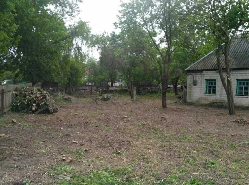 Продається будинок під реконструкцію в с. Мошни