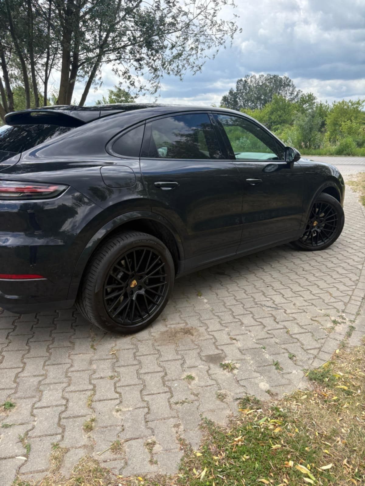 Sprzedam Porshe Cayenne - Faktura VAT
