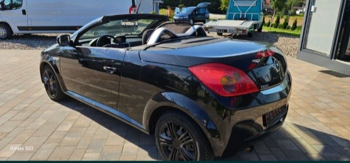 Kabriolet opel tigra 1.8