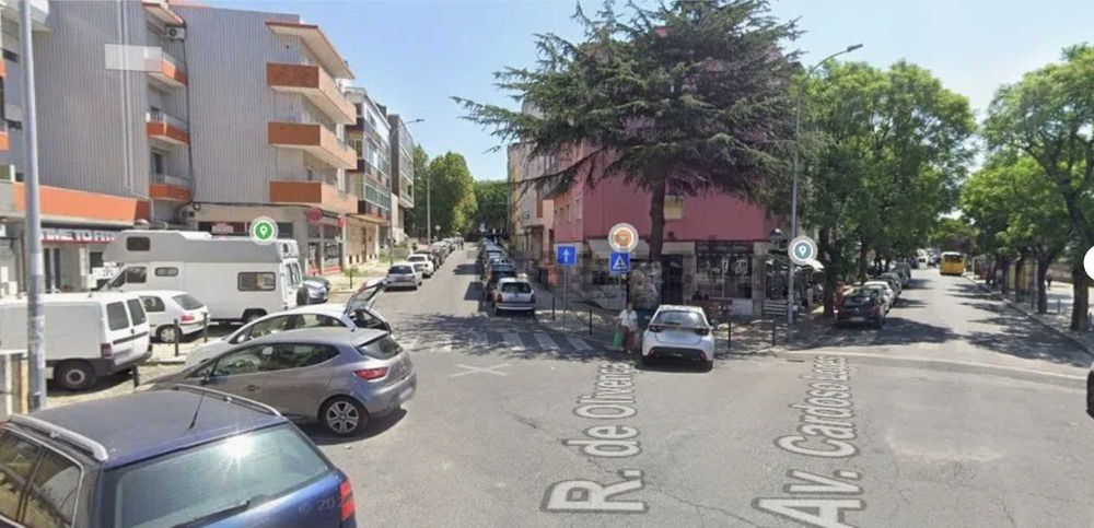 Quarto/Cama excelente localização Amadora