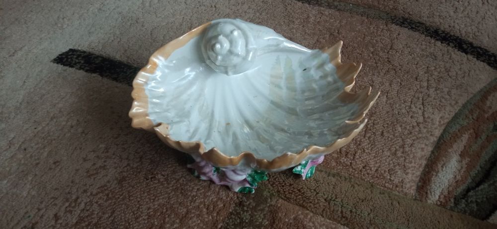 Керамічна мушля.