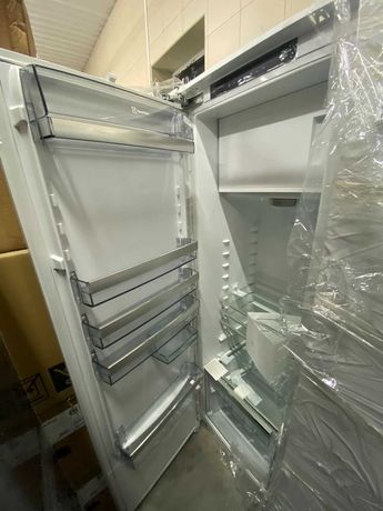 НОВЫЙ Холодильник Electrolux вбудований встраиваёмый IK3029SAL 2022рік
