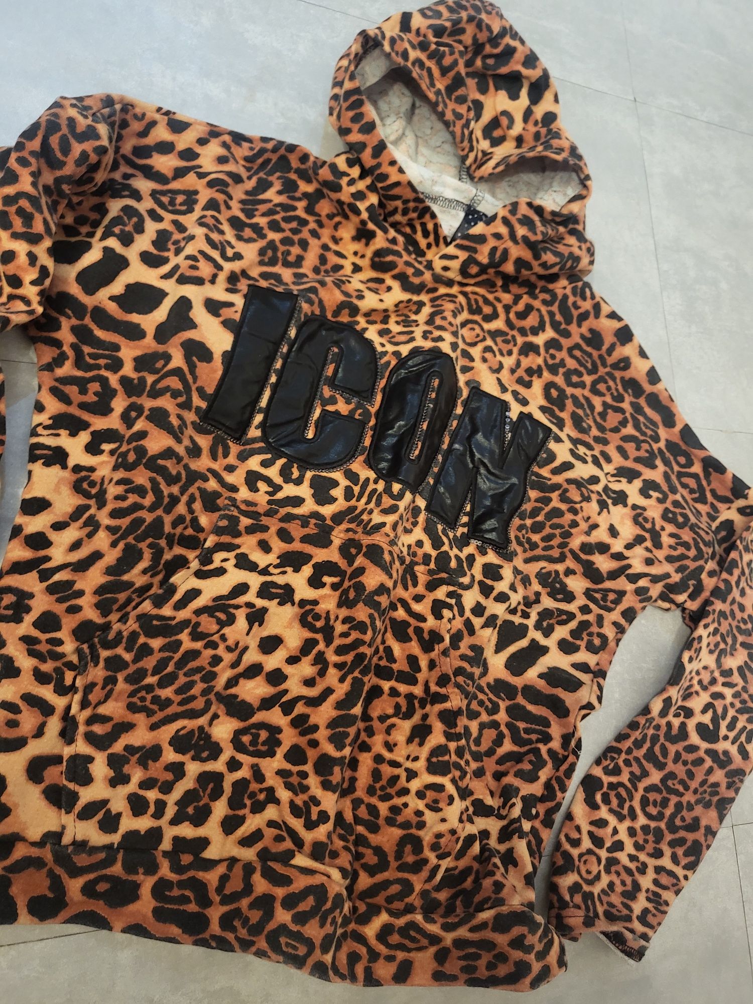 Bluza Nowa 146 cm Icon
