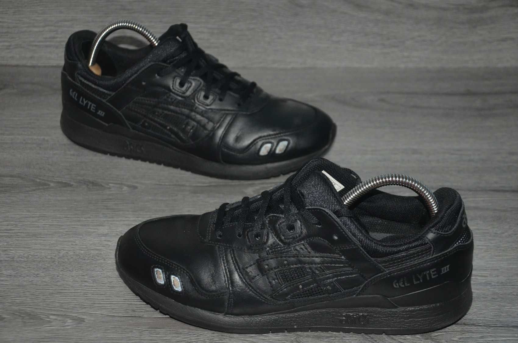Продам кросівки Фірма Asics Gel-Lyte III.