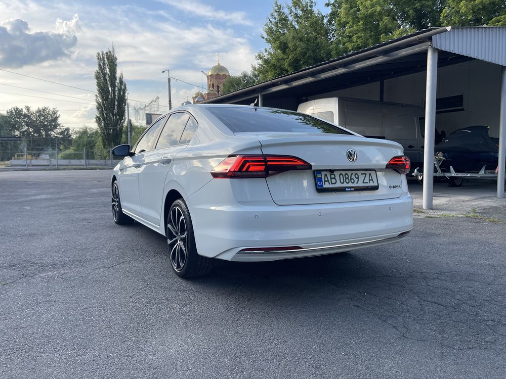 Volkswagen E-Bora 2020 40kWh