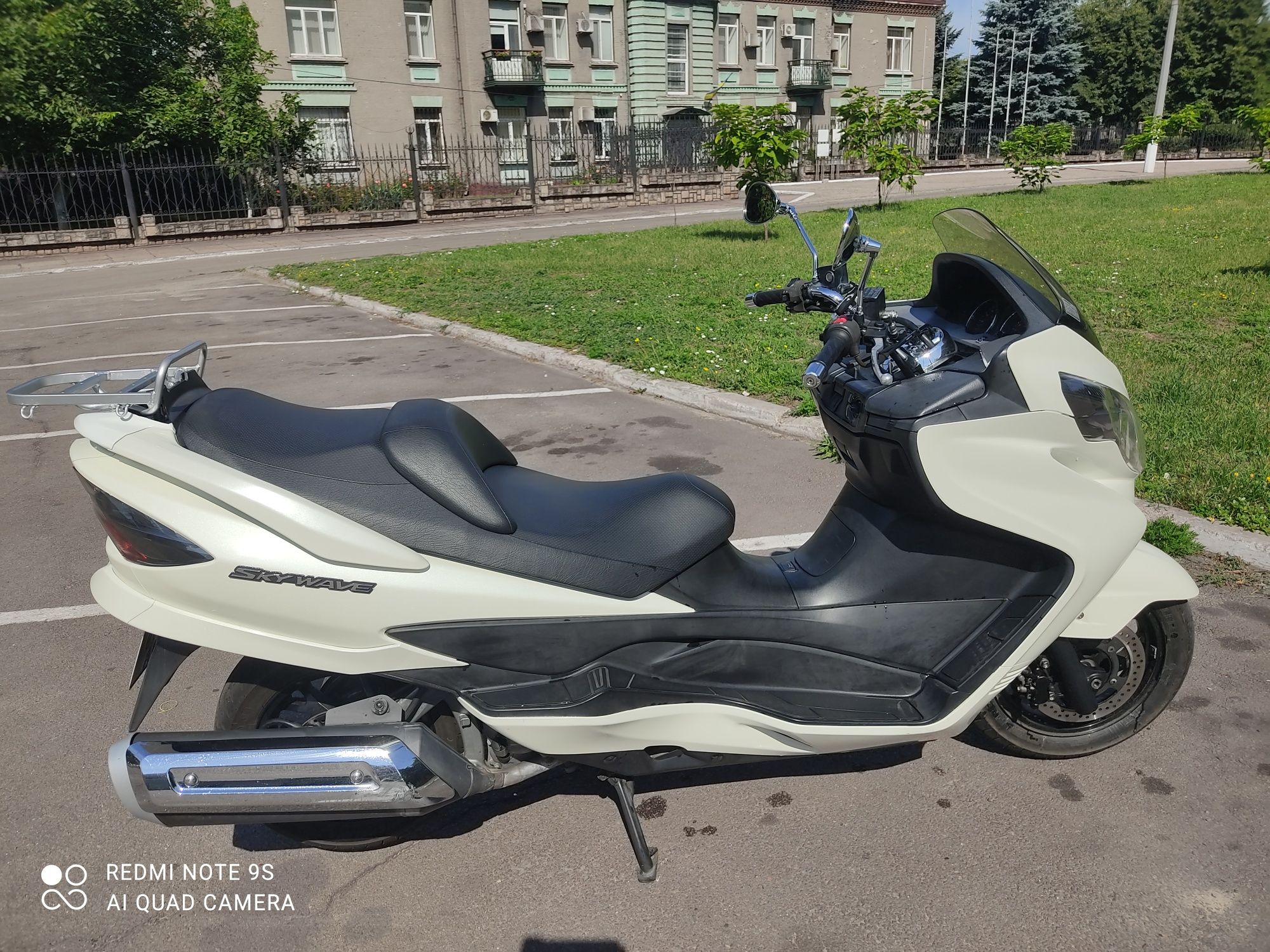 Suzuki Skywave 250