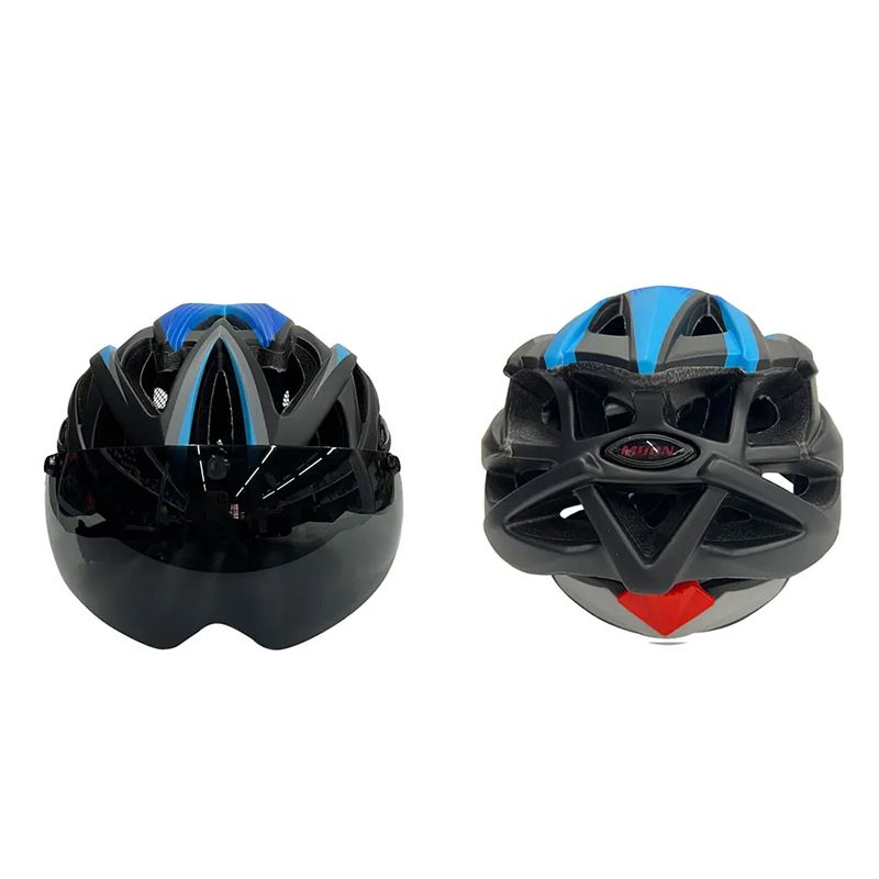 Czarny kask rowerowy z daszkiem i wizjerem rozmiar M 55–58 cm