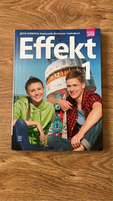 Podrecznik Effekt 1 do niemieckiego