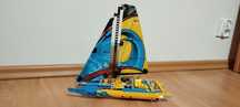Lego Technic 42074 2 w 1 Jacht wyścigowy/Katamaran