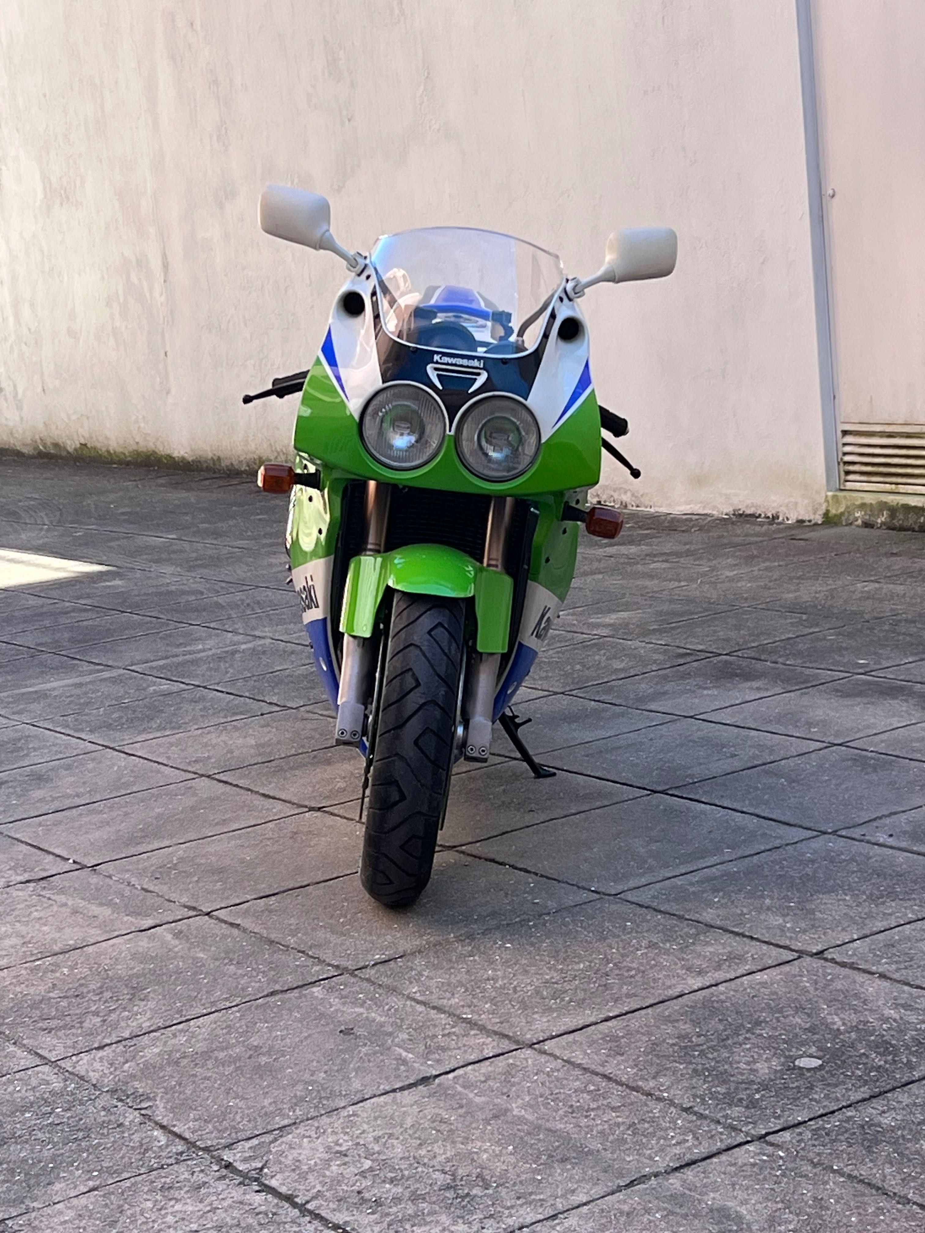 Kawasaki ZXR750R "K"