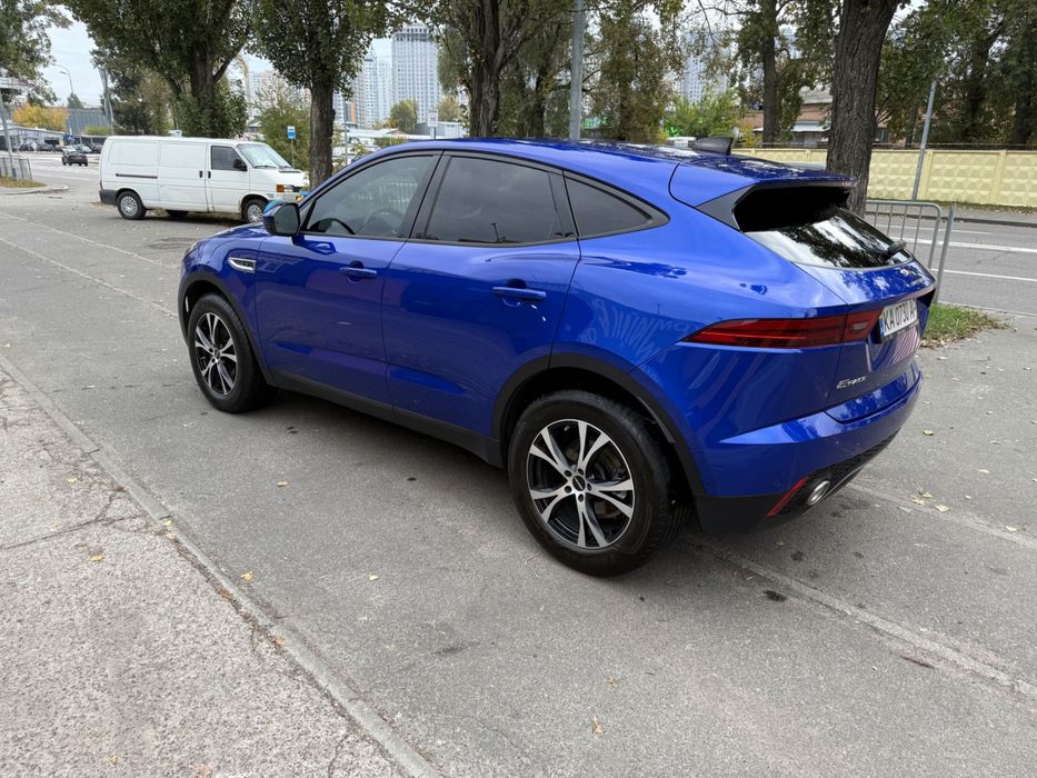 Jaguar E-Pace 2020 офіційний