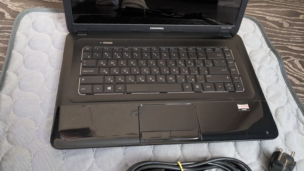 HP compaq cq58 (4гб озу 500гб диск)