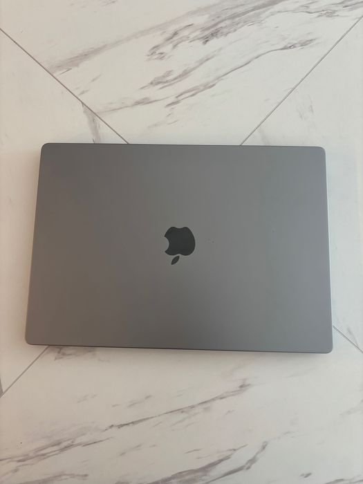 MacBook Pro 16’’ Ano/Year 2021 Model A2485 Ecrã Partido