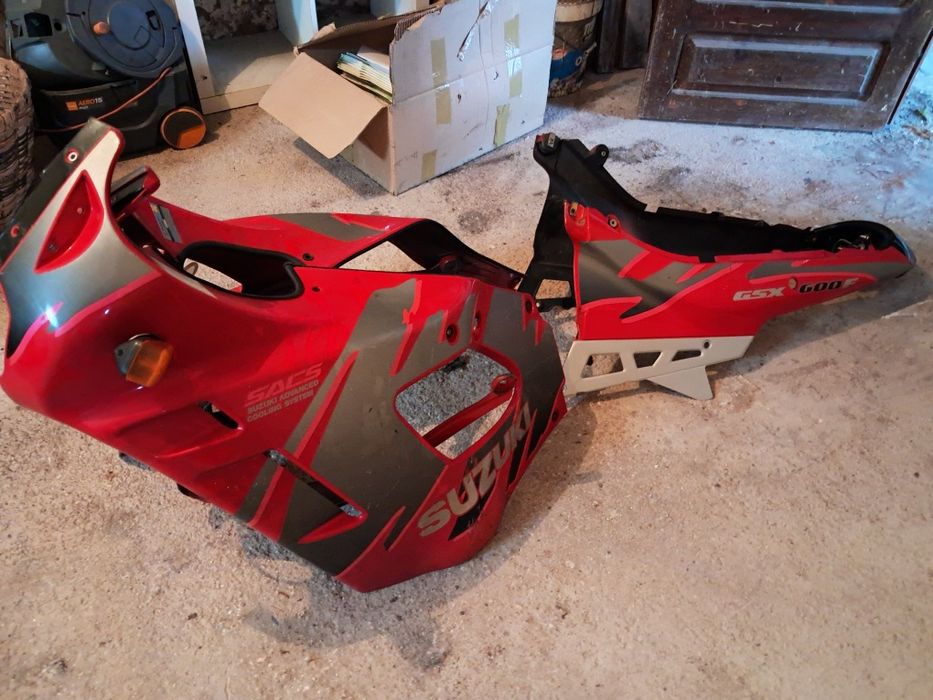 Suzuki GSX600 F carenagem
