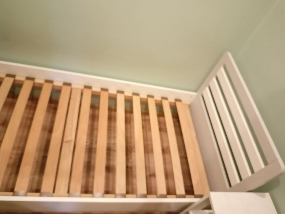 Łóżko młodzieżowe