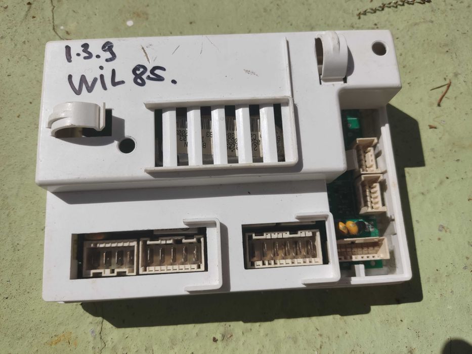 Блок управления силовой Indesit WIL 85 на запчасти