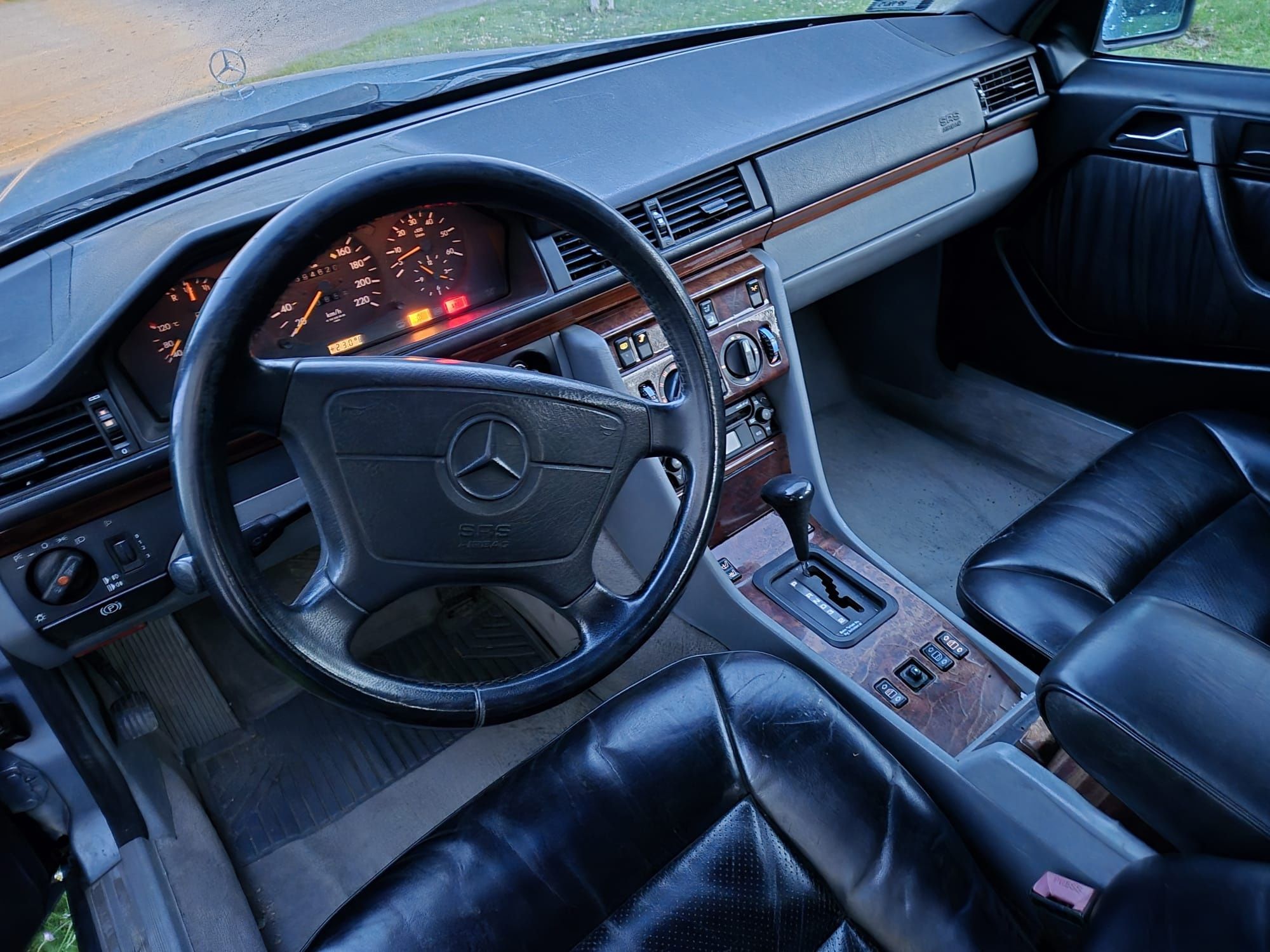 Mercedes Benz W 124