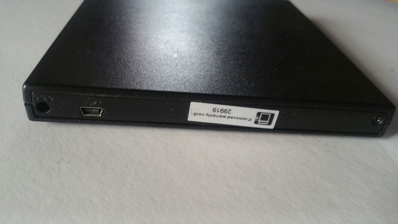 Dvd/R compact disc externo com cabo.