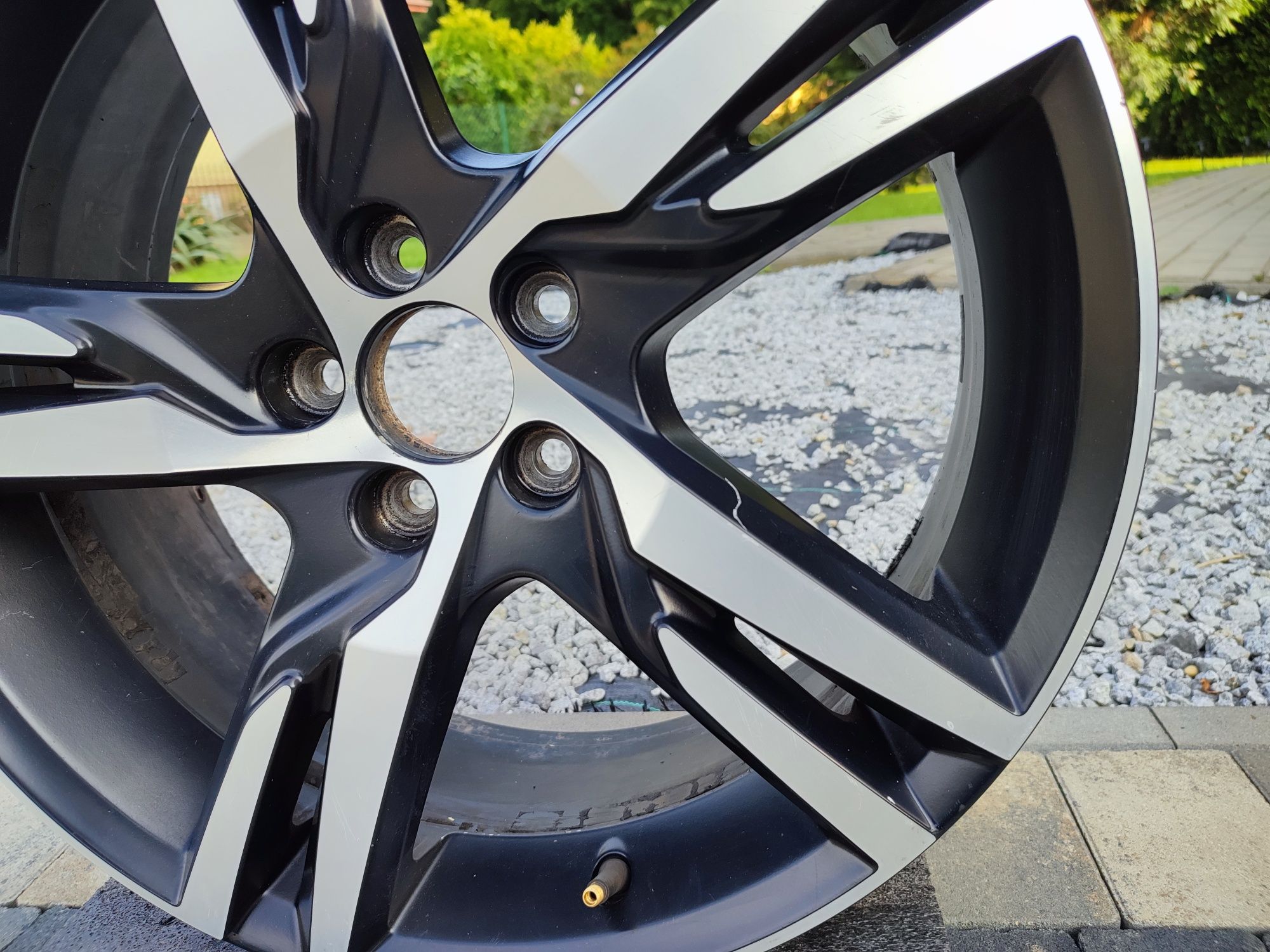 Felga pojedynka 1szt Volvo XC60 XC90 19cali 7.5J Et50.5 5x108 b.ladna