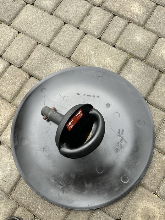 Кріплення запаски мл 163  , 163 403 01 44 mercedes ml 163 комплект