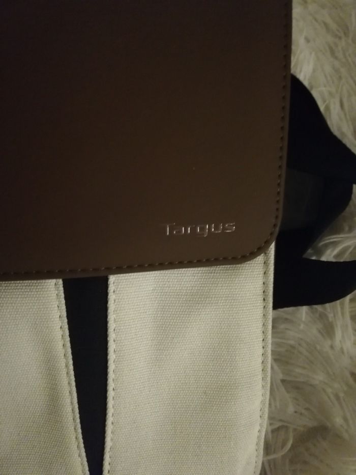 torba TARGUS, listonoszka TARGUS, torebka TARGUS na laptopa tableta