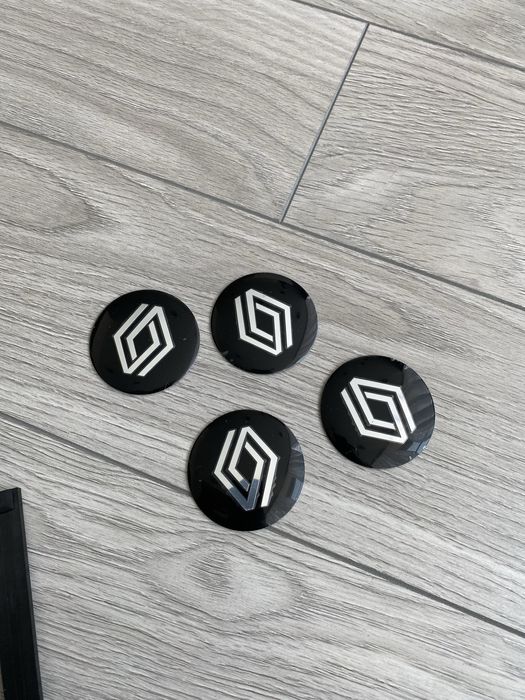 Наклейки на диск рено 60мм