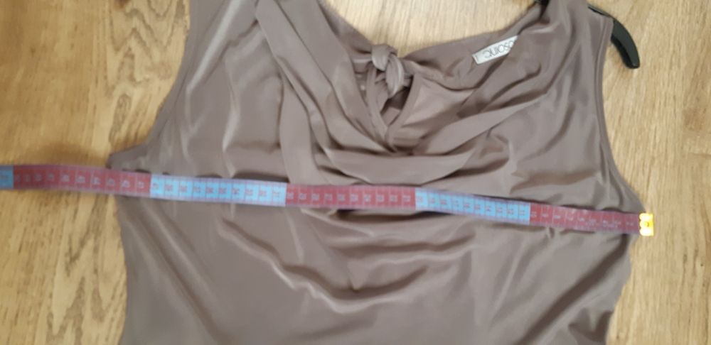 Sukienka quiosque śliczna 38