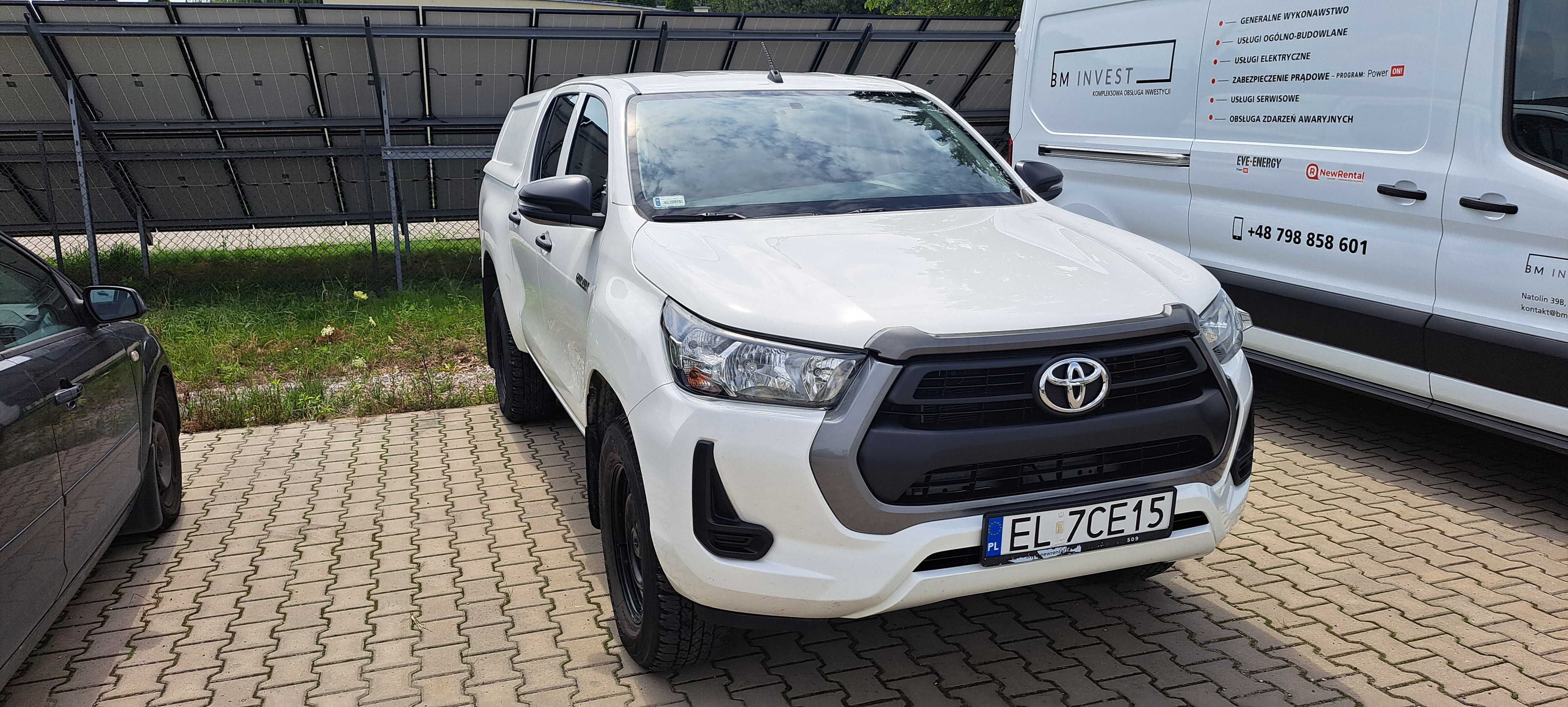 TOYOTA HILUX dla Twojej firmy - wynajem długoterminowy - wypożyczalnia